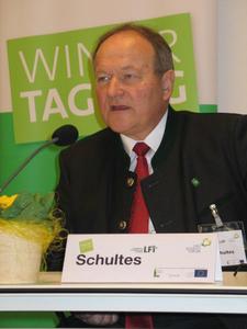 © oekonews- W.Pucher  / LK-Präsident Hermann Schultes: "Heimische Bauern liefern Spitzenqualität"