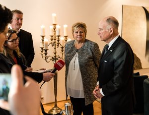© Office Gov. Brown/ Governor  Brown mit der norwegischen Ministerpräsidentin Erna Solberg