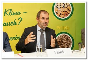 © oekonews- W.J.Pucher/  Dipl.-Ing Josef Plank, Präsident des Österreichischen Biomasse-Verbandes