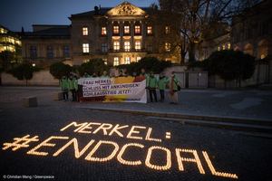 © Greenpeace Mahnwache gegen  Kohlepolitik von Merkel