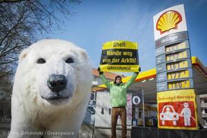 © Greenpeace - Proteste in Deutschland gegen Shell