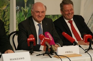 © W.J. Pucher oekonews / Landeshauptmann Pröll mit Minister Rupprechter