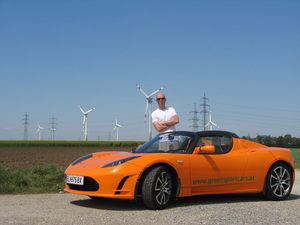 © Teslablog- Manfred Hillinger uns sein Elektroauto