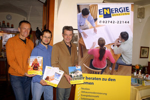 © Wirtschafts-Innovations-Energie-Stammtisch / BM Kiessler, Josef Gansch (einer der Vortragenden) und GR Klaus Percig