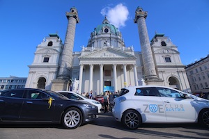 © oekonews - Nina Holler / Rock den Ring füllte den Karlsplatz mit E-Fahrzeugen