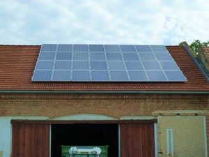© Brustmann/ Die Photovoltaikanlage am Dach macht Sinn