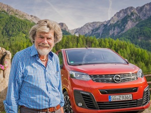 © Opel / Reinhold Messner steigt auf E-Mobilität um