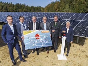 © Wien Energie Christian Hofer / Offizielle Eröffnung für PV-Anlage in Riegersdorf
