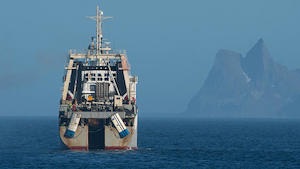 © Pete Speller / Greenpeace - Krill-Trawler in der Antarktis