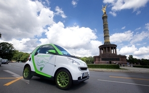 © EMO- Elektroauto in Berlin