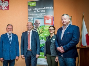 ©  e2m/ Freude  über die gelungene Anbindung der Biogasanlage in Grzmiąca an das VKW der e2m