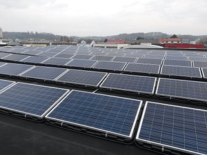 © Lagerhaus Amstetten- Die neue Photovoltaikanlage am Dach