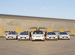 © ecar-rent.com / Tesla Fahrzeuge in unterschiedlichen Varianten können, genauso wie kleinere E-Fahrzeuge, bei Ecar-rent   gemietet werden