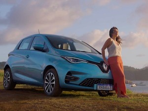 © Renault Communications / Das Elektroauto fährt mit Energie von der Sonne