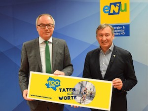 © eNu / LH-Stv. Stephan Pernkopf und eNu-Geschäftsführer Herbert Greisberger freuen sich über die großartigen  Klima-Projekte aus Niederösterreich.