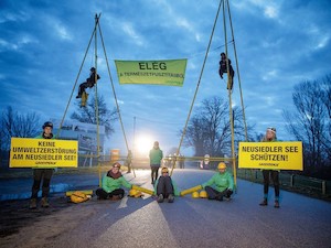 © Greenpeace  Mitja Kobal / Protest gegen Mega-Projekt am Neusiedler See