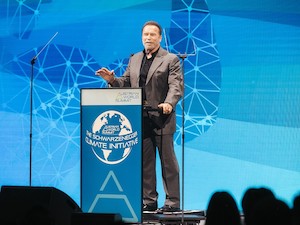 © Philipp Lipiarski/ Arnold Schwarzenegger bei seiner Rede