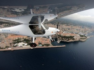 © Planet Solar / Flug über das Fürstentum Monaco