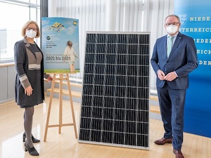 © NLK Filzwieser/ Landeshauptfrau Johanna Mikl-Leitner und LH-Stellvertreter Stephan Pernkopf informierten über das Klima- und Energieprogramm 2021 – 2025