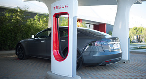 © Tesla Motors- Ein Supercharger