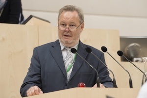 © Parlamentsdirektion/Thomas Jantzen - Johann Precht bei seiner Rede