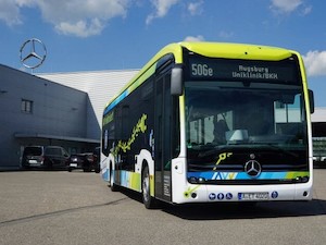 © Mercedes-Benz / Die E-Busse beweisen im Linieneinsatz, dass sie wartungsarm und effizient sind