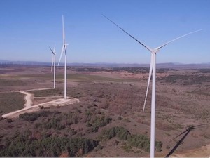 © EDP/ Windpark von EDP ​​Renovaveis mit den höchsten Türmen der iberischen Halbinsel