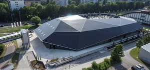 © Umwelt Arena Spreitenbach- Vorzeigeprojekt aus der Schweiz mit reiner PV-Fassade