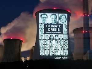 © Bernd Lauter / Greenpeace D / Die Porträts am Kühlturm