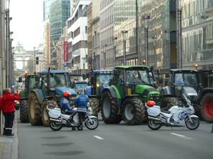 © EMB- Brüssel voll mit Traktoren