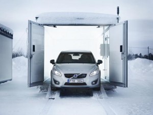 © greenmotorsblog.de- Volvo C30 in der Kühlkammer