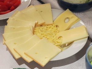© Hans Braxmeier auf Pixabay /   Gouda und Emmentaler emthalten mehr Zink als andere Käsesorten
