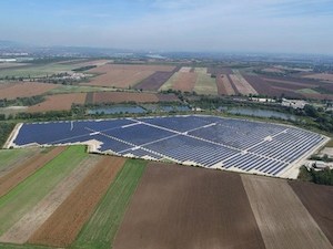 © GCL System Inregration Techn. Co.  / Solarprojekt in Ungarn