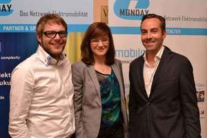 © e-monday- Stehen hinter dem Colibri: Thomas delos Santos, Juliane Beyer und Dr. Maximilian Levasier beim e-Monday