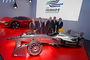 © Formula E- Vorstellung des neuen Formula E- Teilnehmerteams in Paris