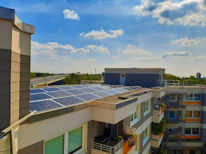 © Solarimo auf Pixabay / Photovoltaikanlage am Dach