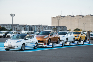 © Nissan / Fahrerloser Nissan Leaf schleppt Fahrzeuge zum Kai
