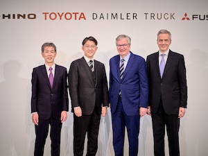 © Toyota/Zusammenarbeit von Daimler Truck Holding AG, Mitsubishi Fuso Truck+Bus Corporation u.Hino Motors Ltd. mit Toyota Motors Corporation